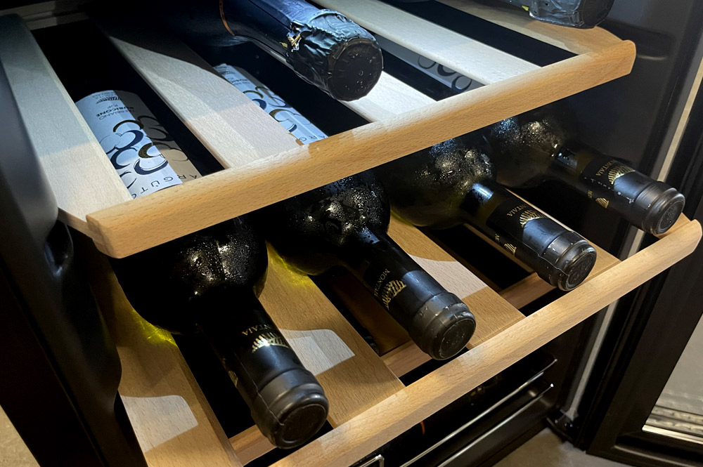 35 Bottiglie Collezione Party + OMAGGIO Cantinetta Datron - immagine 2